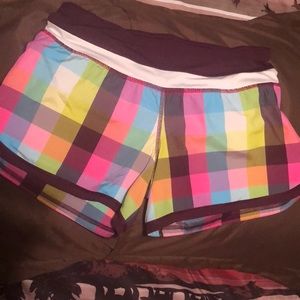 EUC Lululemon sea check speed shorts